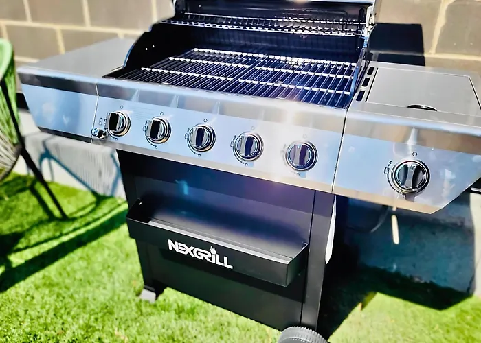 Liv Mtl Soho Aparthotel Montreal